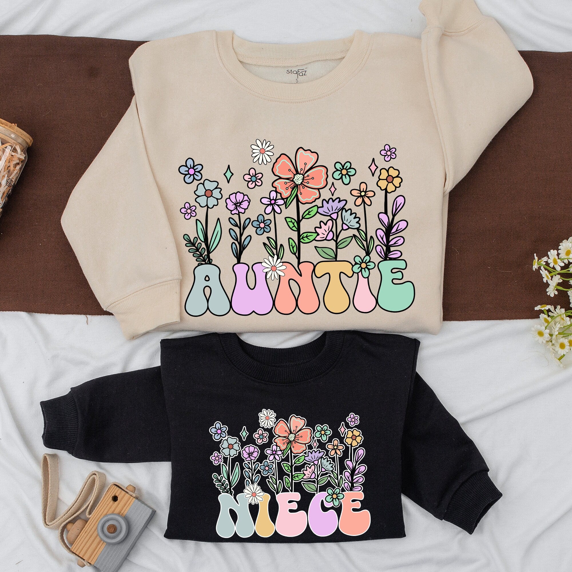 Whimsical Floral Auntie and Niece Matching Sweatshirts Colorful Family Gift Soft Cotton Comfortable Birthday Outfit Retro Design