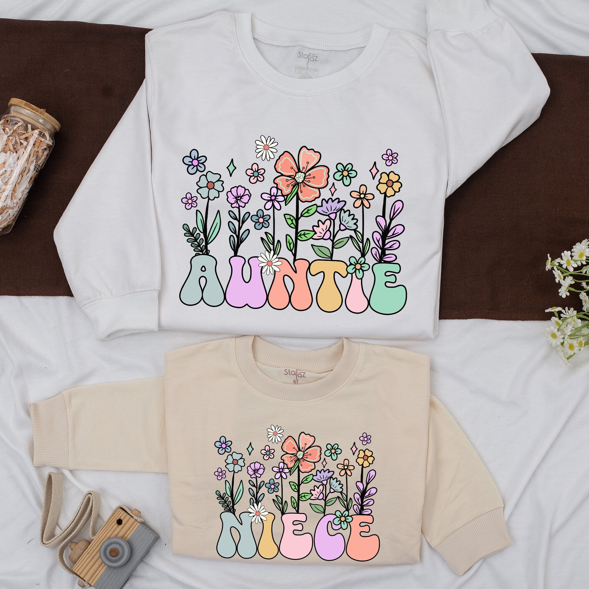 Whimsical Floral Auntie and Niece Matching Sweatshirts Colorful Family Gift Soft Cotton Comfortable Birthday Outfit Retro Design